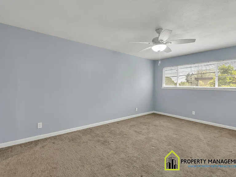 5334 Karbet Way — Photo 26