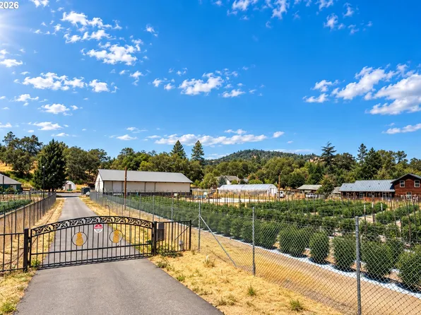 3172 Upper River Rd, Grants Pass, OR 97526