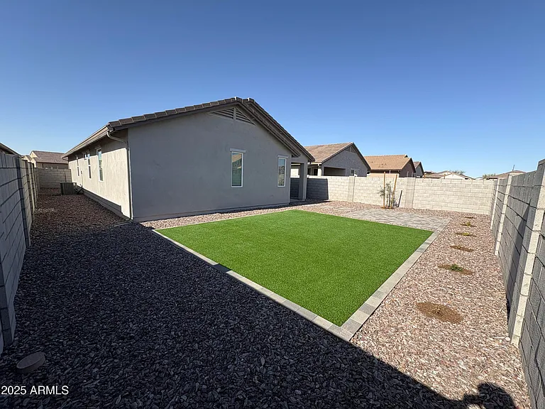 13248 W Hackamore Dr — Photo 26