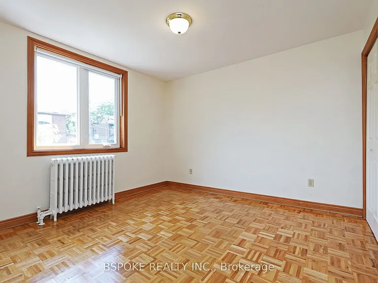 68 Roxton Rd #UPPER — Photo 12