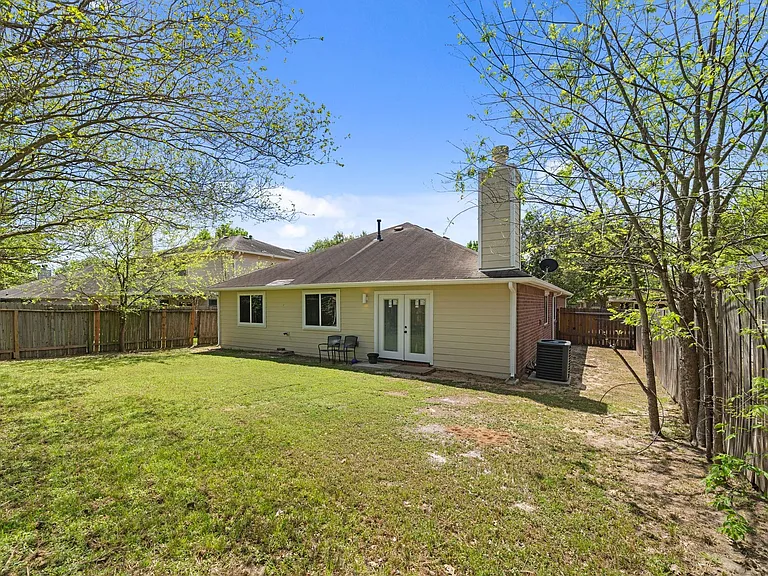 3910 Crystal Pass Ct — Photo 16
