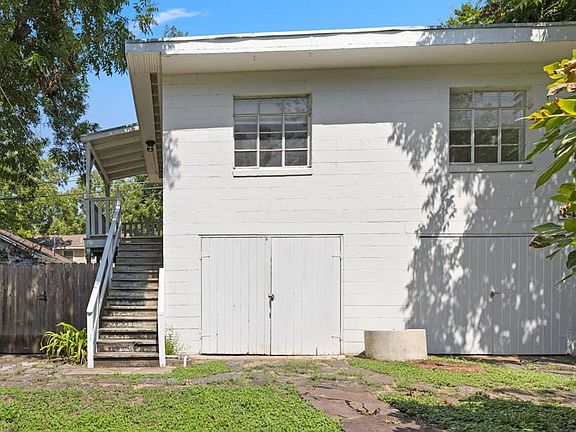 3rd image of 4202 Avenue C #4202-1/2