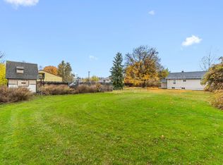 111 S Barker Rd, Greenacres, WA 99016