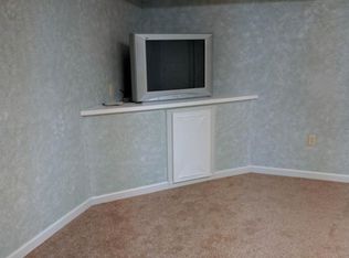 104 Gateway Dr, Newark, DE 19711