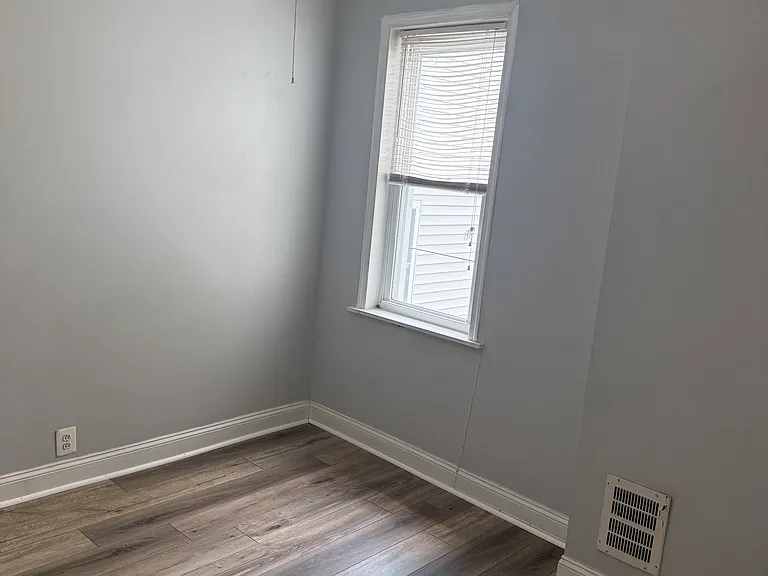 Bedroom 2 - 2nd floor