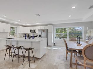 687 Cypress WAY E, NAPLES, FL 34110