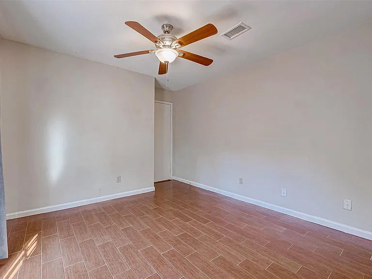 2022 Highland Hills Dr — Photo 24