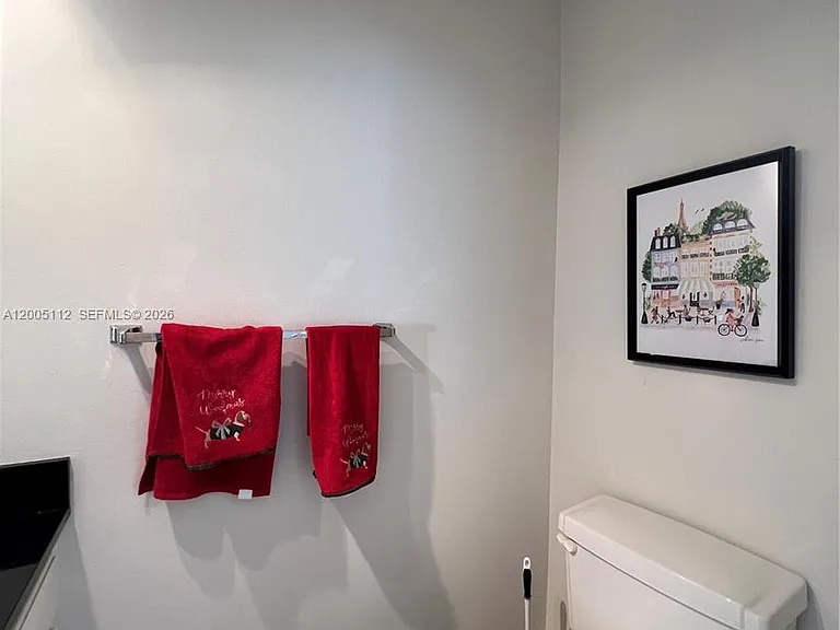 8114 SW 81st Ter — Photo 5