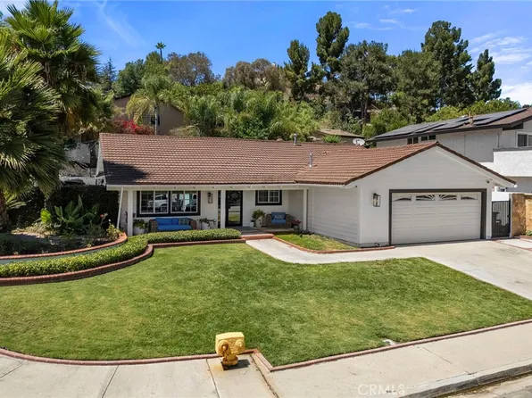 24271 La Pala Ln