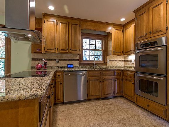 2nd image of 207 Wendwood Dr