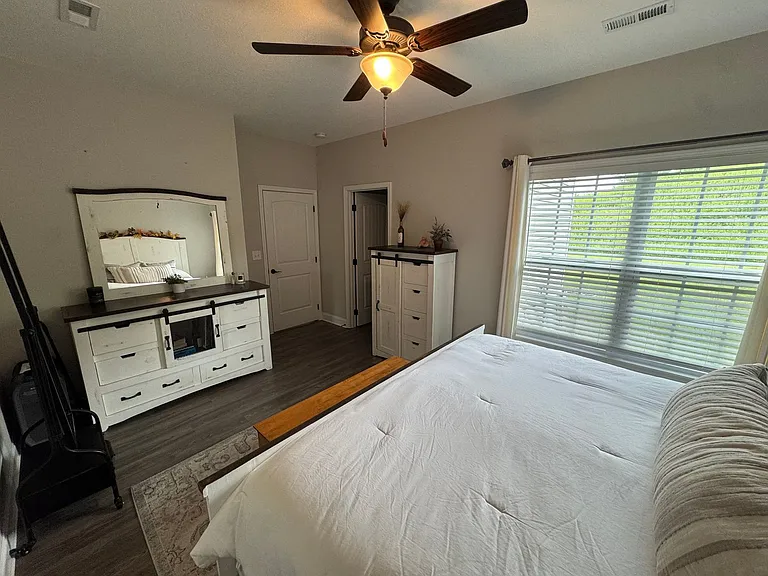 104 Deerberry Ln — Photo 35