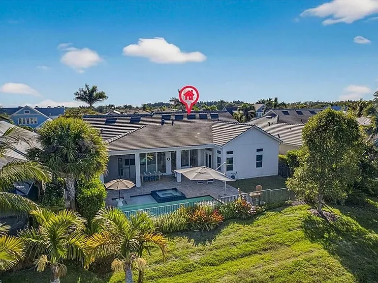 14835 Dockside Ln — Photo 47