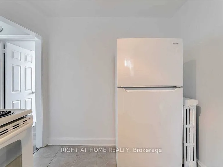 69 3rd St #3 — Photo 9