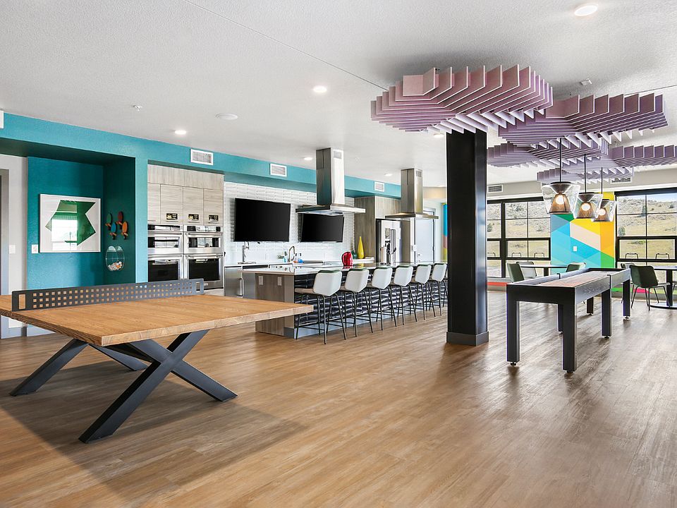 Clubroom 03