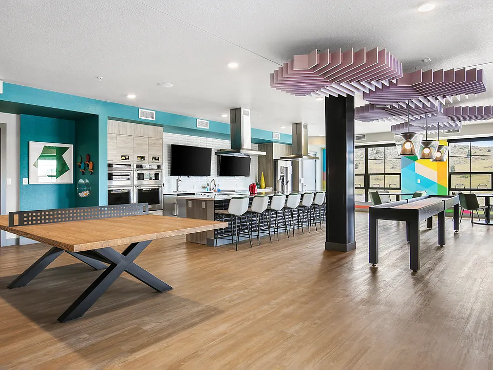 Clubroom 03