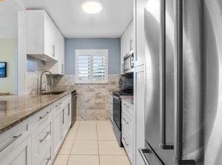 190 South Blvd APT D, Boynton Beach, FL 33435