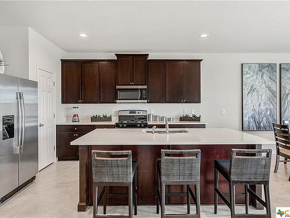 4th image of 127 Landing Ln