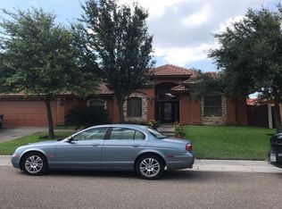 304 Lake Carnegie Ct, Laredo, TX 78041