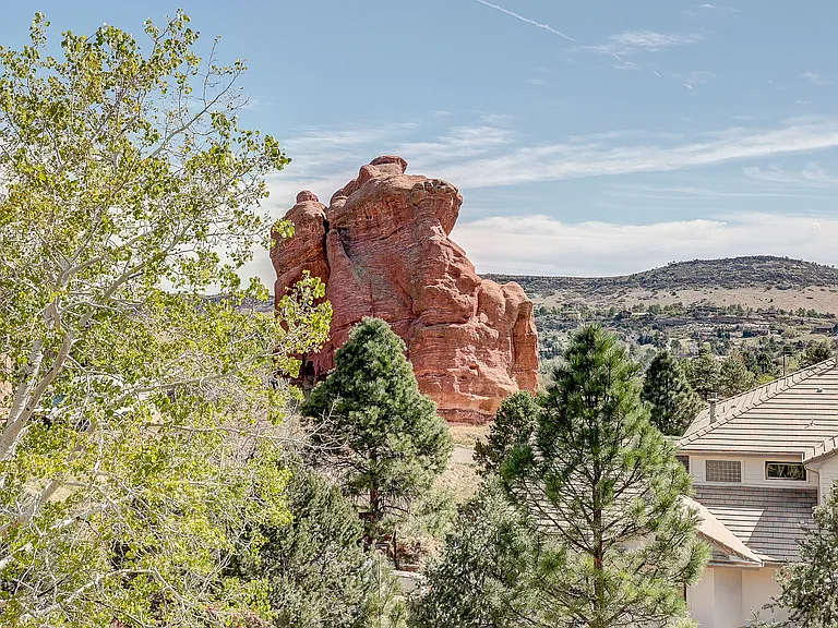 16175 Sandstone Dr — Photo 46