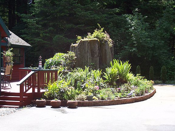 Side garden