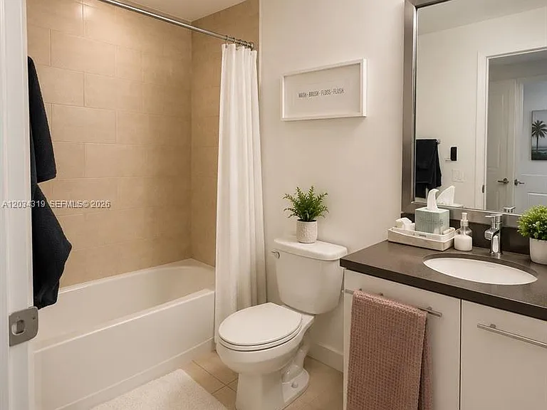 90 SW 3rd St #1413 — Photo 8