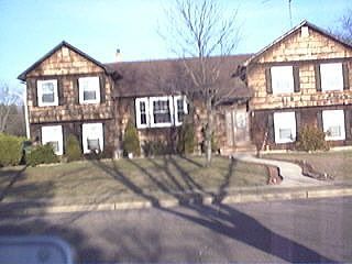 LargleHouse