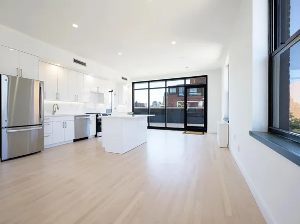 254 Elizabeth Street image 6 of 19