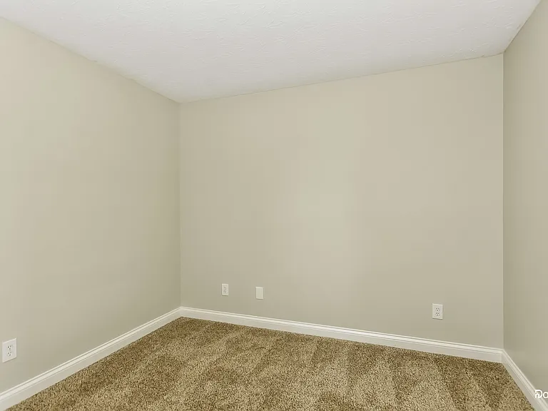 105 Chasity Ln — Photo 11