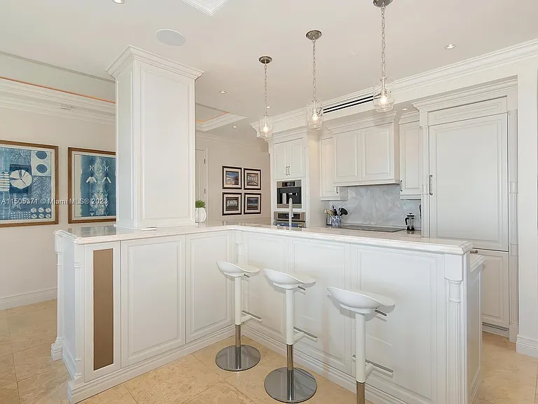 19251 Fisher Island Dr #19251 — Photo 23