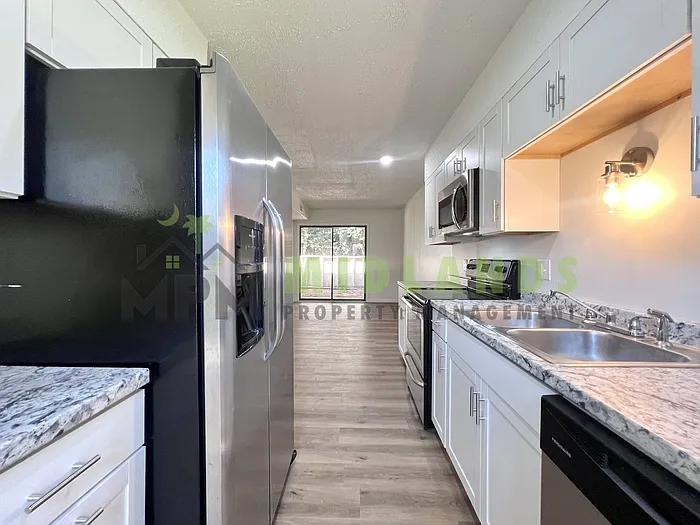 233 Timber Ct — Photo 10
