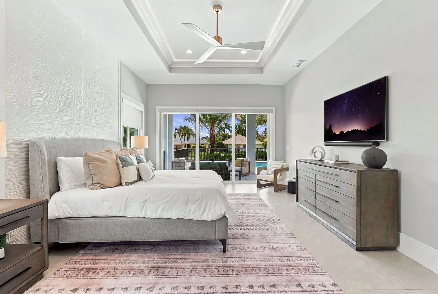 3 bed, 3.0 bath, 2152 sqft, $16,437 — Photo 4