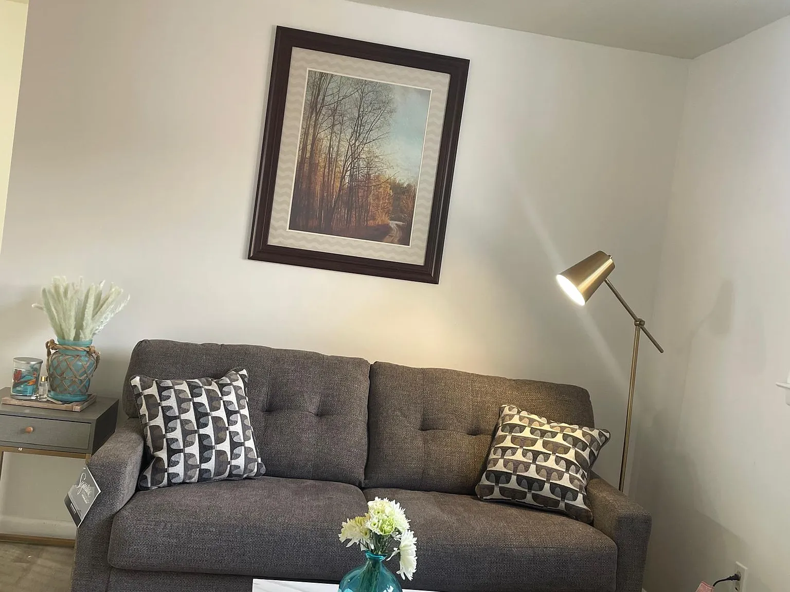 2 bed, 850 sqft, $2,600 — Photo 1