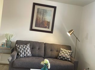 123 N Champlain St, Burlington, VT 05401