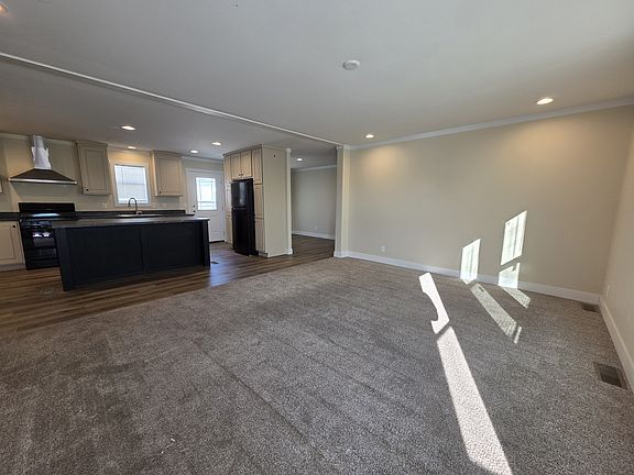 4th image of 868 Julianna Dr #868