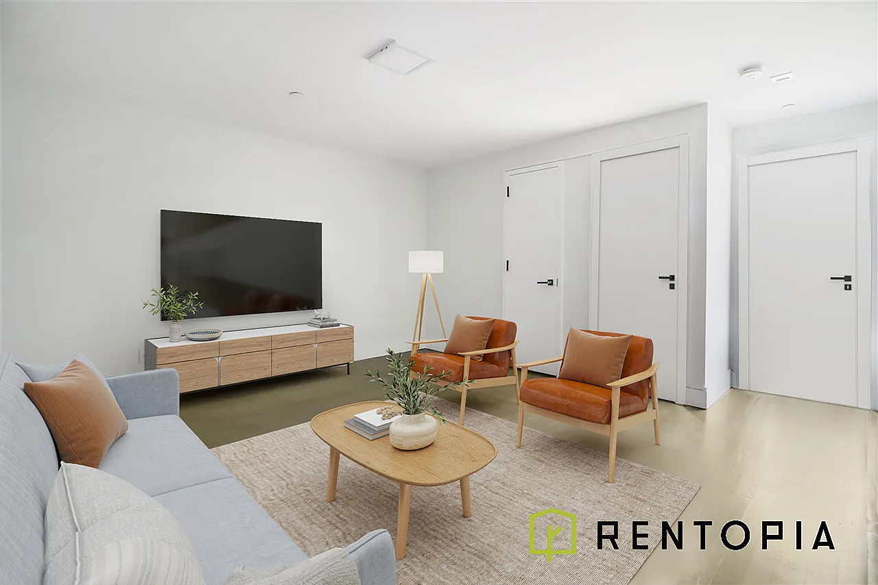 155 Meserole Street — Photo 2