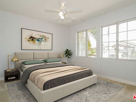 3rd image of 762 Newbury Way
