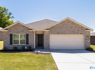 196 Murphy Ln, Madison, AL 35756