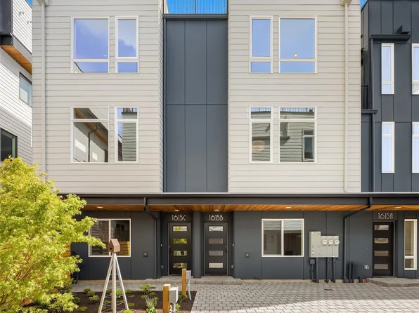 1615 N 50th Street #C, Seattle, WA 98103