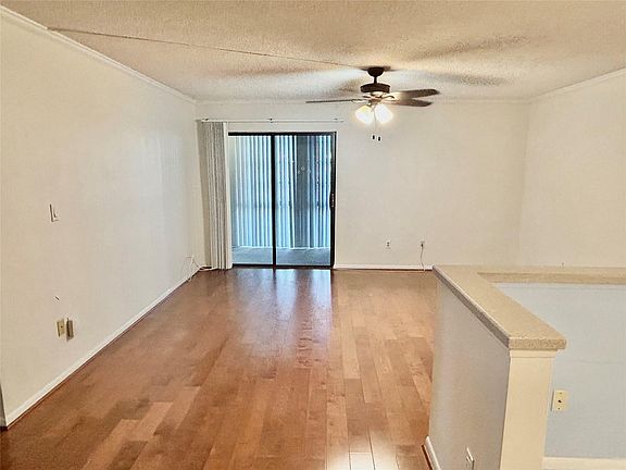 5th image of 10429 E Clairmont Circle #108
