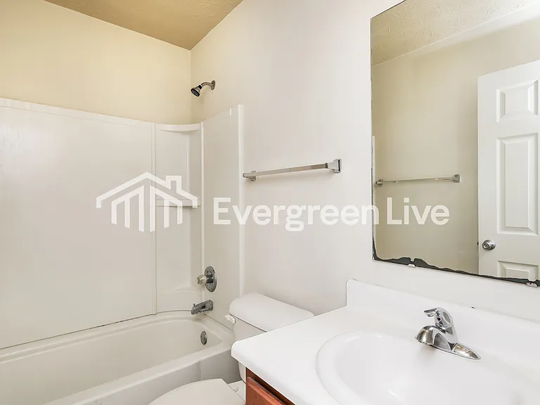 7826 Trisa Ct — Photo 12