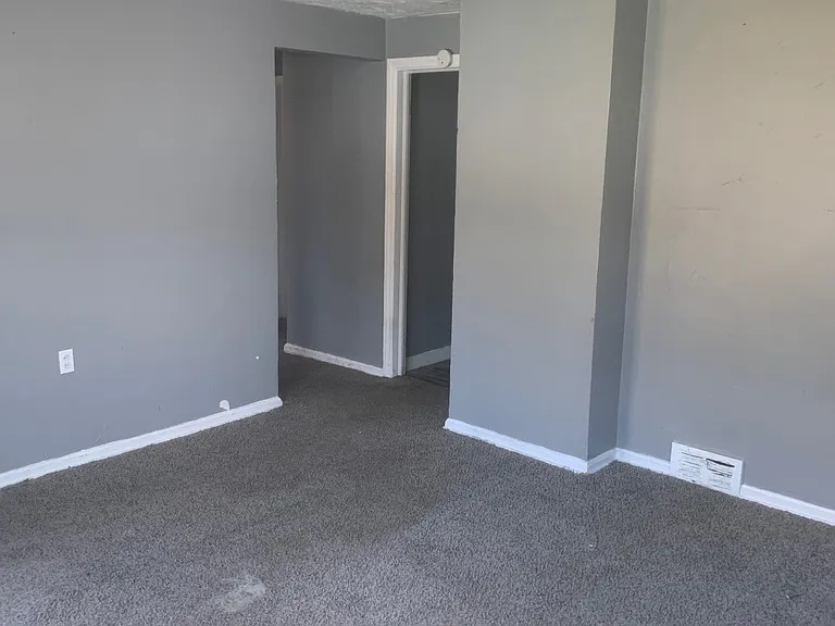 17006 Palda Dr — Photo 2