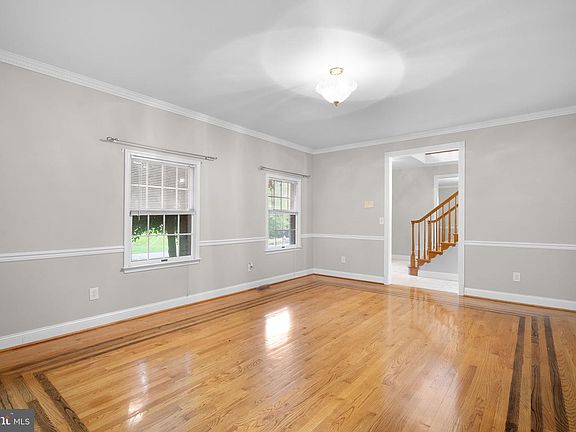 4th image of 1527 Wild Cranberry Dr