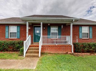 310 E Longview Dr, Portland, TN 37148