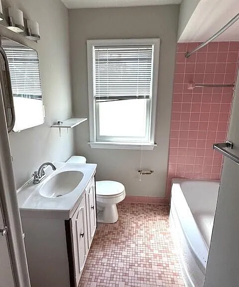 907 Bruce St — Photo 11