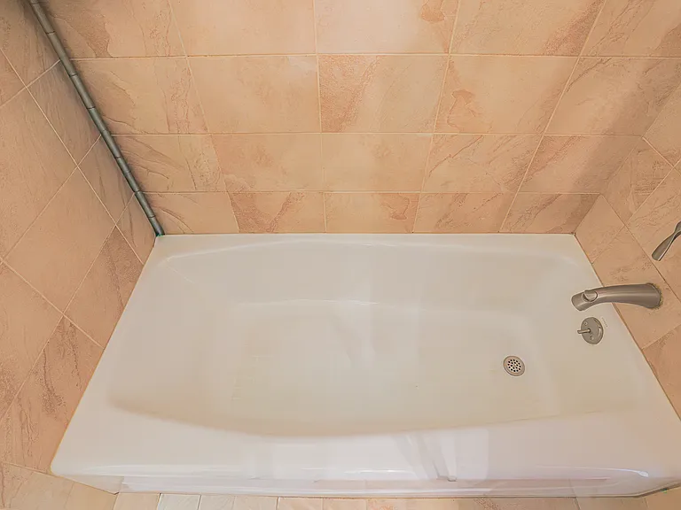 Full size tab master bathroom
