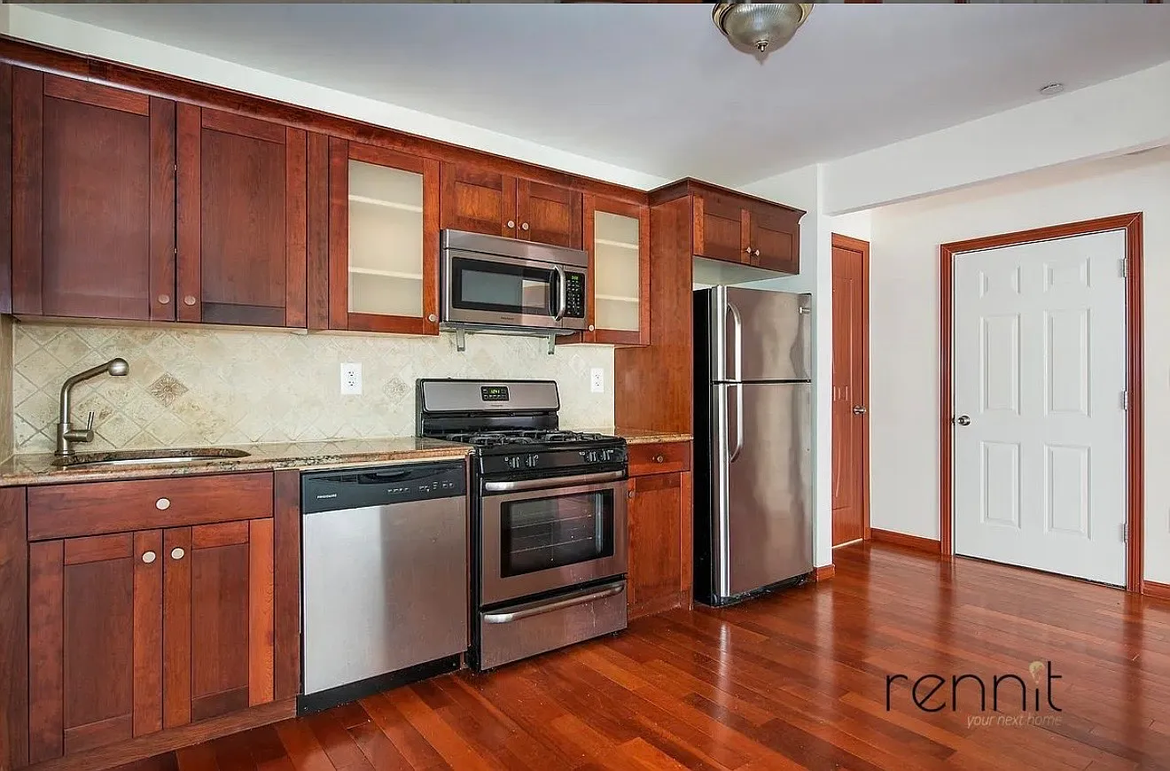 2 bed, 1100 sqft, $4,200 — Photo 1