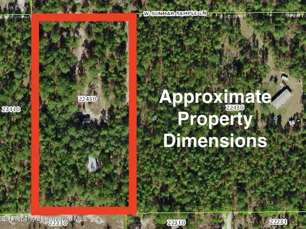 7226` W Sunmar Sample Ln, Dunnellon, FL 34433