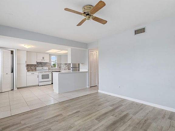 3rd image of 5032 Chiquita BLVD S #101