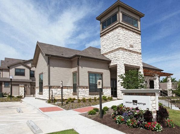 2301 Woodgate Dr #613