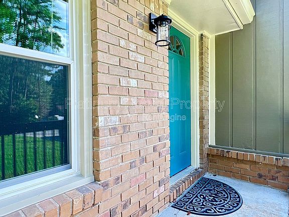 2nd image of 1110 Washington Ave